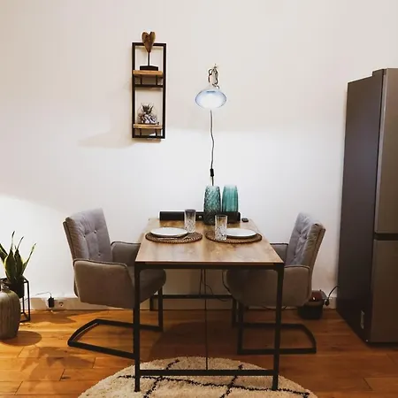 Apartment Stilvolles City-loft Mit Privatem Whirlpool