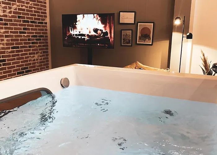 Stilvolles City-loft Mit Privatem Whirlpool Apartment *