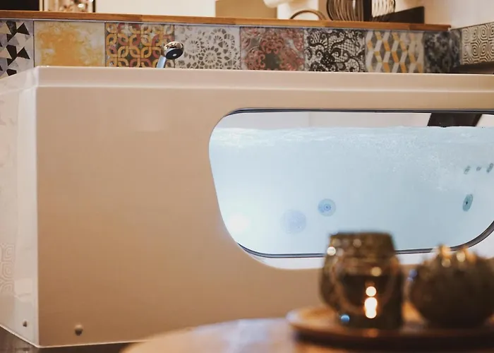 Stilvolles City-loft Mit Privatem Whirlpool *