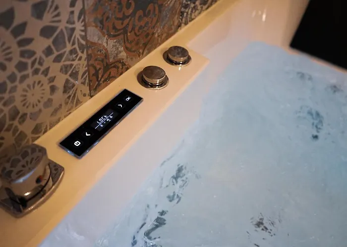 Stilvolles City-loft Mit Privatem Whirlpool