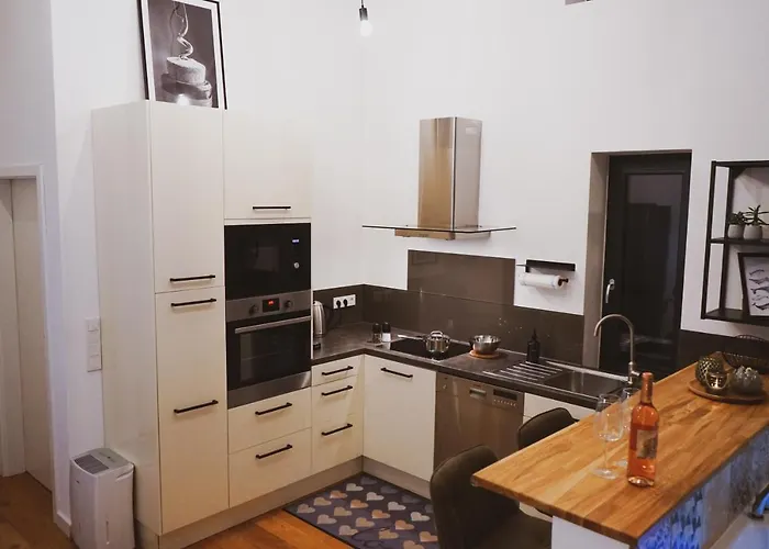 Stilvolles City-loft Mit Privatem Whirlpool